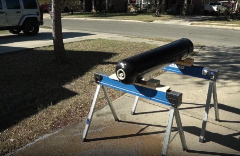 Draining a water softener resin tank