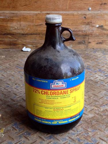 1 gallon chlordane insecticide