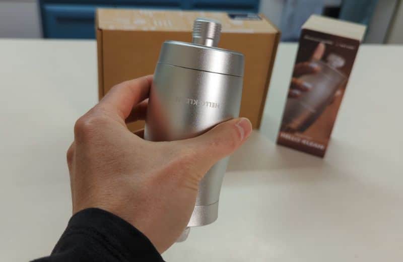 Hello Klean Shower Filter Design Hello Klean shower filter FAQ page showing claims about reducing chlorine, lead, copper, and hard water effects on skin and hair.